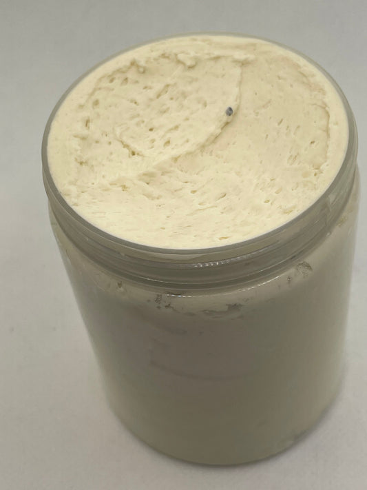 Your Glam Secret’s “Glam Queen Custard”luxurious whipped Shea was created to target wrinkles and stretch marks while providing super hydration. Glam queen is a beautiful combination of Cocoa butter,Beeswax, Shea butter Sandalwood and Vanilla creating a soft fragrant aroma